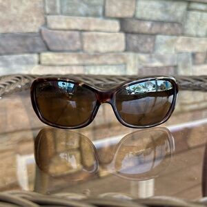 Beautiful brand new brown Maui Jim sunglasses